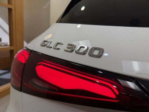 Certified 2024 Mercedes-Benz GLC 300 4MATIC image 6