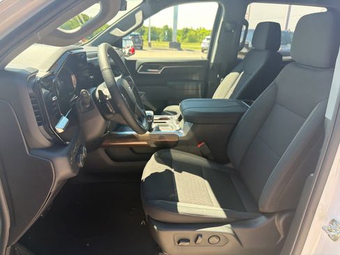 New 2026 Chevrolet Silverado 1500 RST AWD/4WD image 14