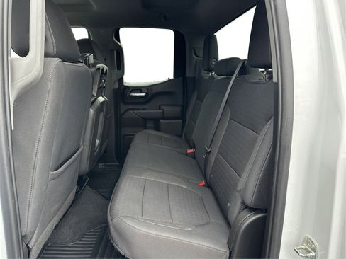 Used 2021 Chevrolet Silverado 1500 LT w/ Fleet Comfort Package image 10