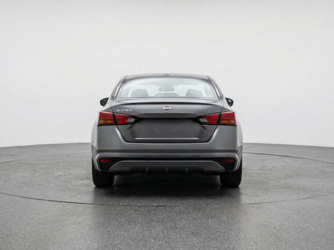 Used 2025 Nissan Altima 2.5 SV FWD image 7