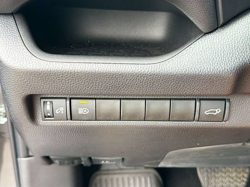 Used 2023 Toyota RAV4 XLE FWD image 23
