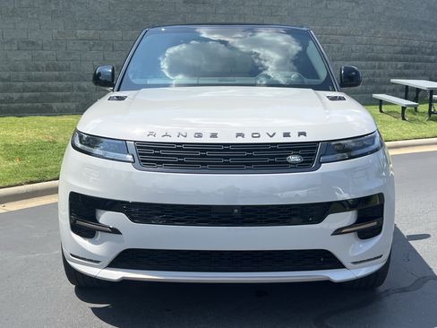 Certified 2025 Land Rover Range Rover Sport Dynamic SE AWD/4WD image 10