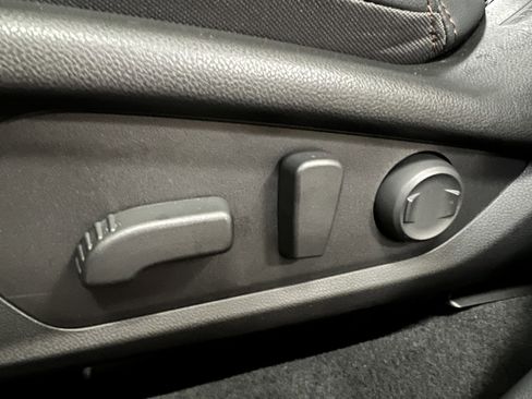 Used 2025 Subaru Forester Touring w/ Popular Package - Touring image 11