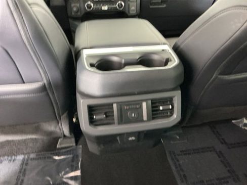 Used 2025 Ford F350 Lariat w/ Black Appearance Package image 29