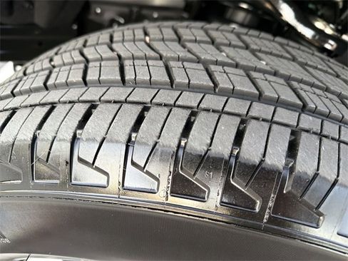 Used 2024 Toyota Tacoma TRD Sport image 31