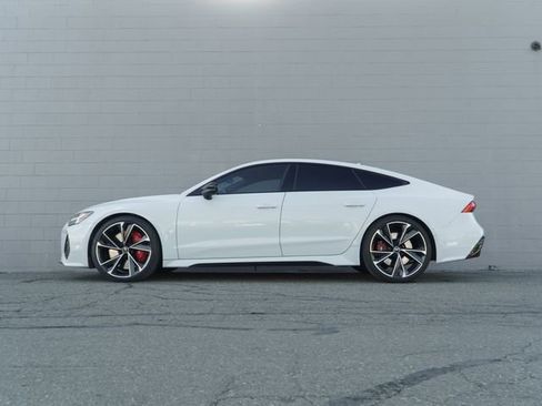 Used 2023 Audi RS 7 Sportback w/ Black Optic Package AWD/4WD image 2