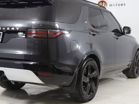 Used 2023 Land Rover Discovery Metropolitan Edition image 49