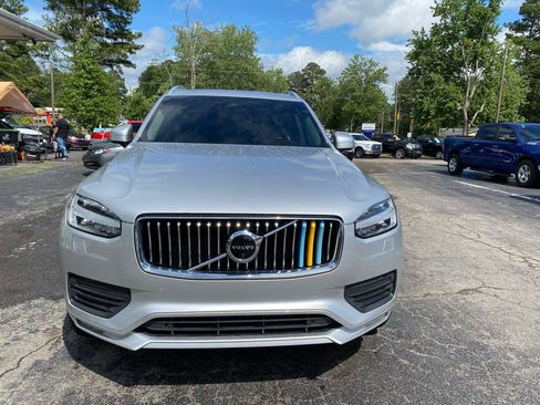 Used 2020 Volvo XC90 T6 Momentum AWD/4WD image 2