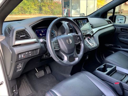 Used 2023 Honda Odyssey Sport image 33