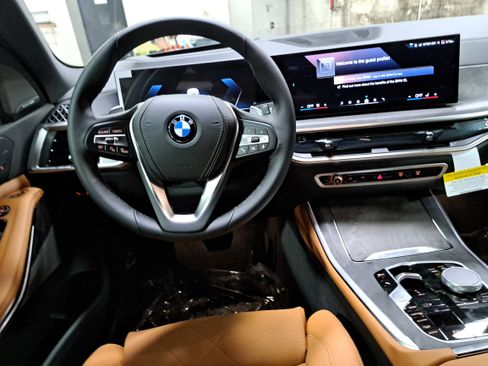 New 2026 BMW X5 xDrive40i w/ Climate Comfort Package AWD/4WD image 16
