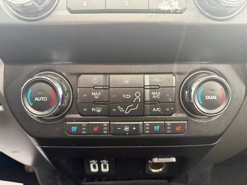 Used 2019 Ford F350 Lariat w/ Lariat Ultimate Package image 33