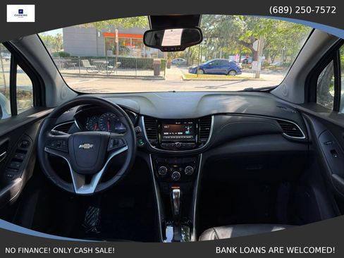 Used 2017 Chevrolet Trax Premier FWD image 15