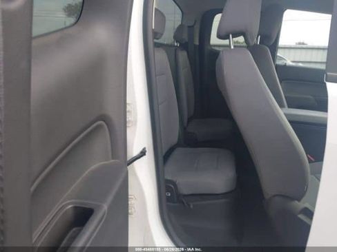 Used 2017 Chevrolet Colorado W/T w/ WT Convenience Package RWD image 8