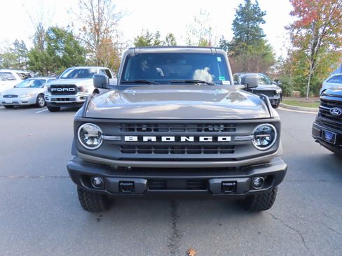 New 2025 Ford Bronco Big Bend w/ Black Diamond Package image 2