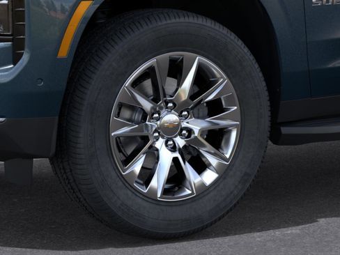 New 2026 Chevrolet Suburban Premier AWD/4WD image 11