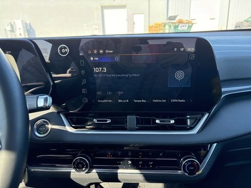 Used 2025 Chevrolet Equinox LT image 31