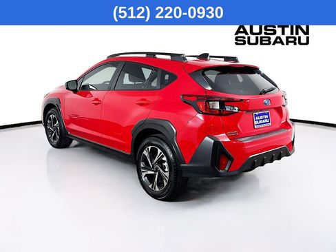 Used 2025 Subaru Crosstrek 2.0i Premium image 6