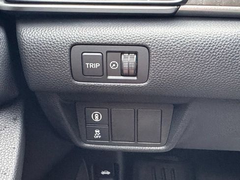 Used 2019 Honda Accord EX image 19