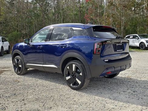 New 2026 Nissan Kicks SR image 6