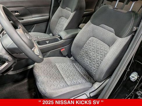 Certified 2025 Nissan Kicks SV w/ SV Premium Package AWD/4WD image 14