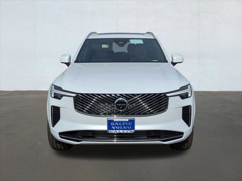 New 2026 Volvo XC90 T8 Plus w/ Protection Package Premier image 4