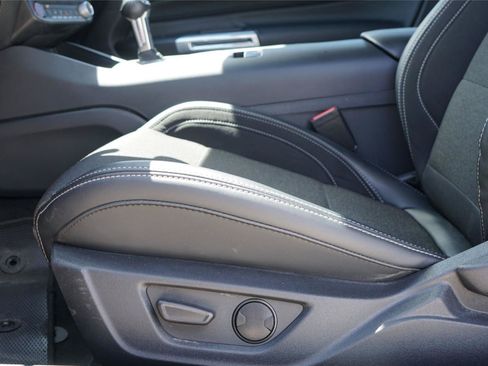 Used 2024 Ford Mustang Coupe RWD image 21