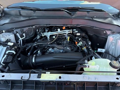 New 2026 Ford Explorer Active RWD image 24