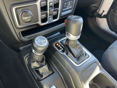 New 2026 Jeep Gladiator Sport image 13