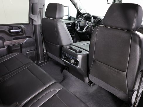 Used 2022 Chevrolet Silverado 2500 LTZ w/ LTZ Convenience Package image 40