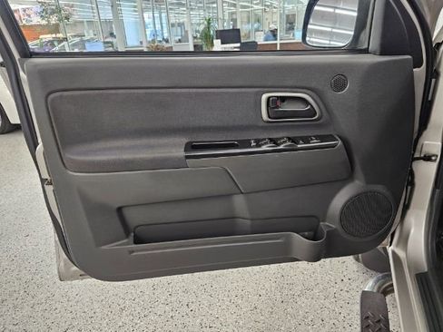 Used 2005 Chevrolet Colorado LS image 23