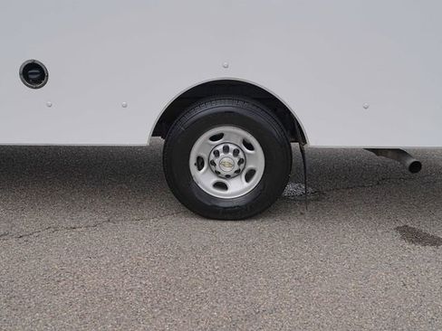 Used 2022 Chevrolet Express 3500 w/ Power Convenience Package RWD image 10