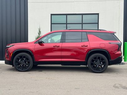 Used 2024 Chevrolet Traverse RS w/ LPO, Floor Liner Package