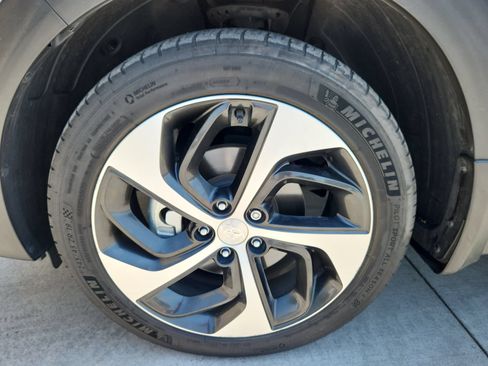 Used 2016 Hyundai Tucson Sport AWD/4WD image 18