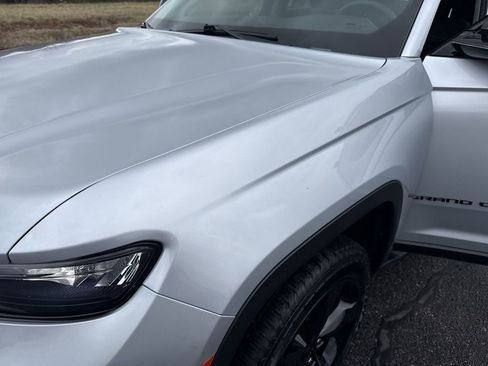 Used 2023 Jeep Grand Cherokee L Limited w/ Luxury Tech Group II image 37