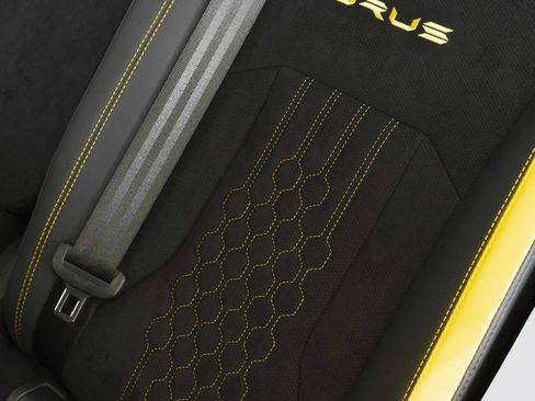 Used 2024 Lamborghini Urus Performante AWD/4WD image 63