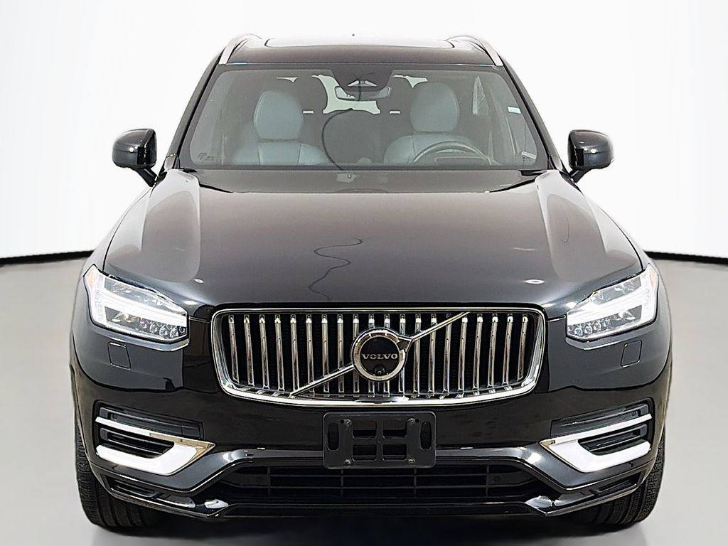 Used 2024 Volvo XC90 T8 Ultimate w/ Lounge Package AWD/4WD image 17