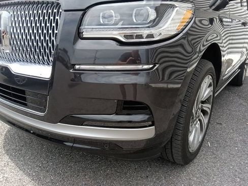 Used 2024 Lincoln Navigator Reserve AWD/4WD image 9