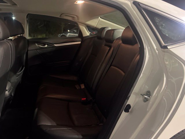 Used 2018 Honda Civic Touring image 15