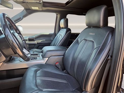 Used 2019 Ford F150 Platinum w/ Equipment Group 701A Luxury AWD/4WD image 16