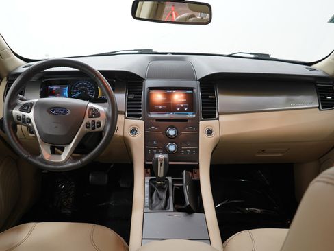 Used 2015 Ford Taurus SEL w/ Equipment Group 201A FWD image 14