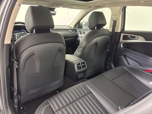 New 2026 Genesis G70 2.5T Prestige RWD image 21