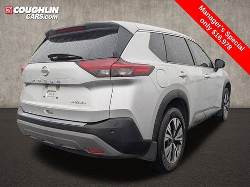 Used 2021 Nissan Rogue SV image 7