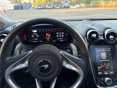 Used 2023 McLaren GT image 8