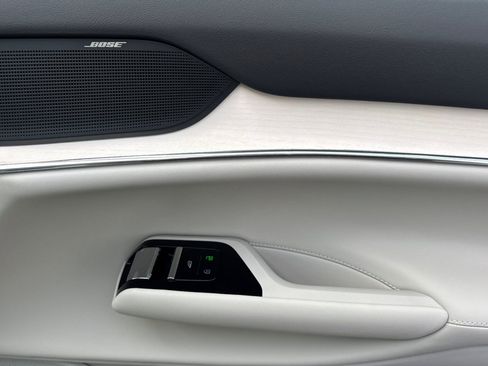 New 2025 Volvo EX90 Ultra image 19