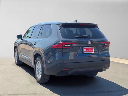 Certified 2026 Toyota Grand Highlander FWD image 5