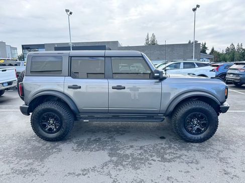 Used 2023 Ford Bronco Wildtrak image 7