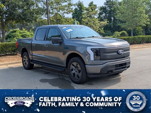 Certified 2025 Ford F150 Lightning Flash AWD/4WD image 1