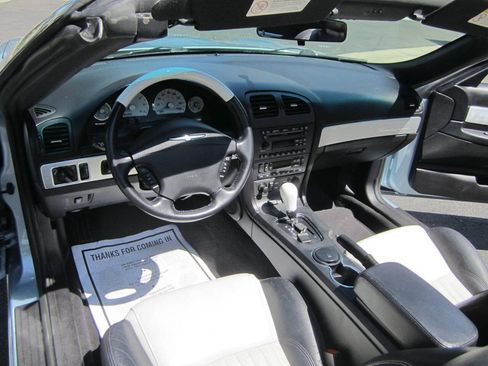 Used 2004 Ford Thunderbird RWD image 33