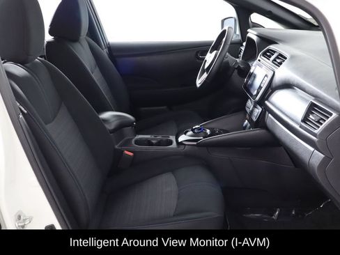 Used 2021 Nissan Leaf SV w/ SV Technology Package FWD image 16