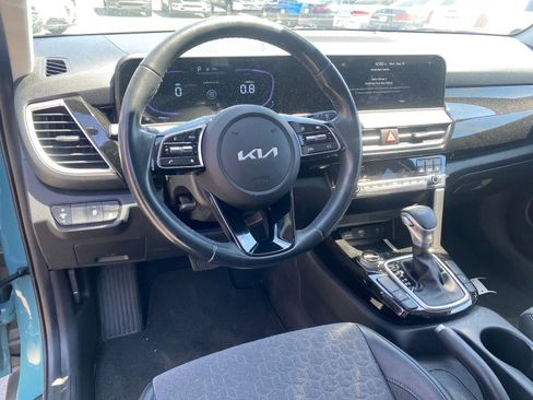 Used 2025 Kia Seltos S FWD image 10
